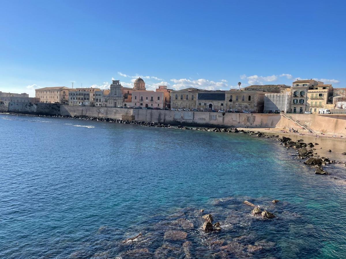 Апартаменты Oikia Sea Сиракузы Экстерьер фото